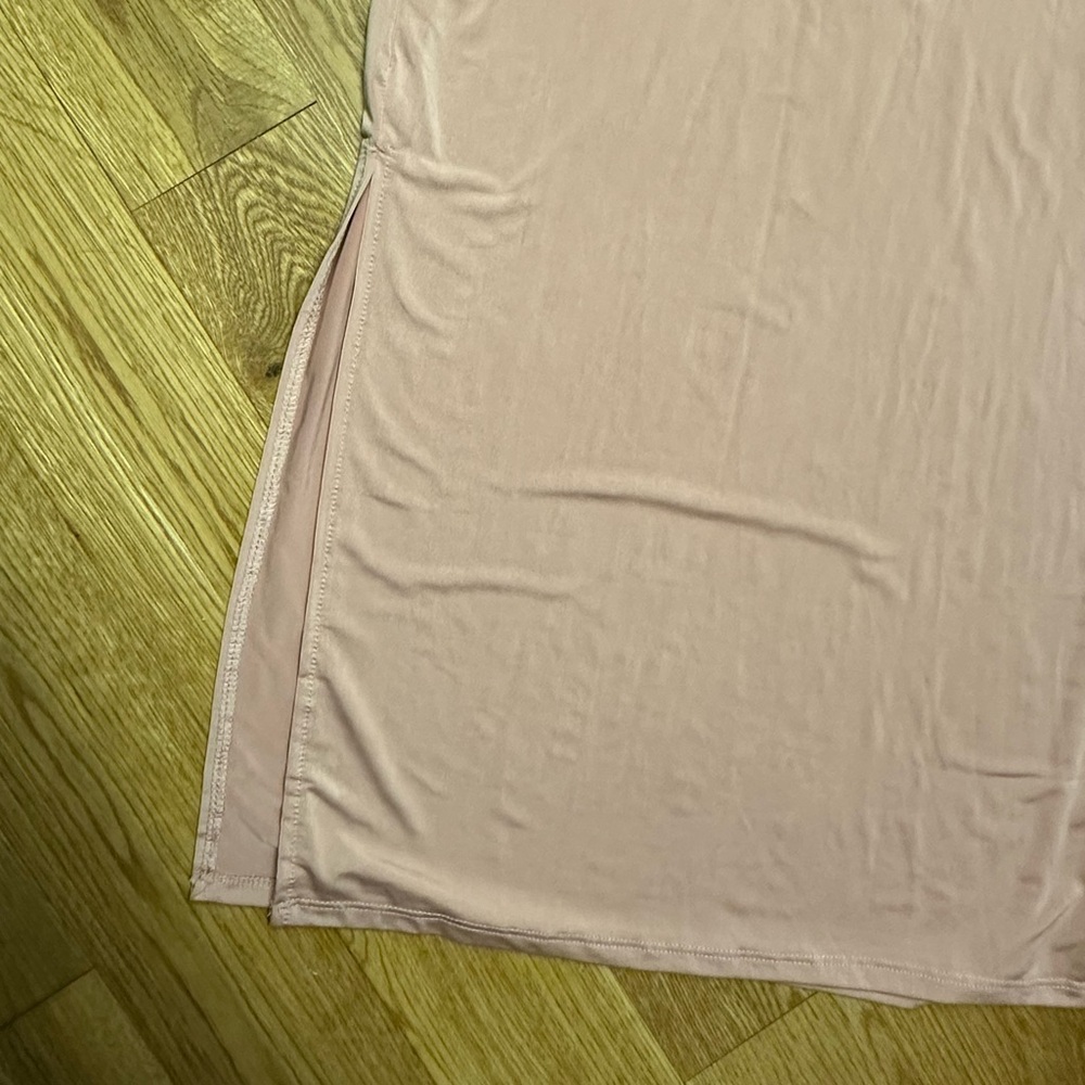 PrettyLittleThing Blush One-Shoulder Dress - Picture 4 of 5